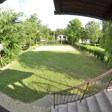 度假居 Tobo House Along The River Danube *