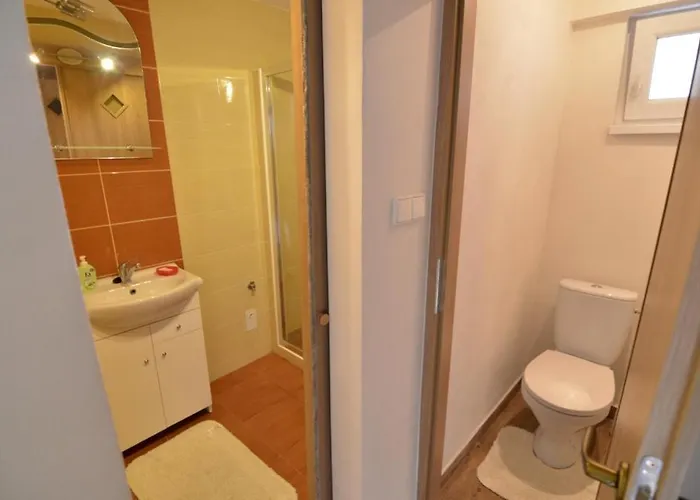 Tobo House Along The River Danube *