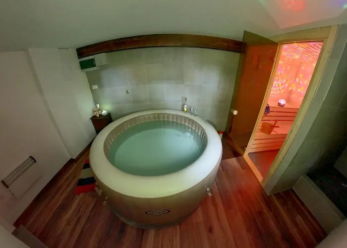 Tobo House Along The River Danube Radvaň nad Dunajom