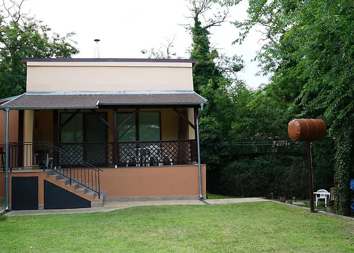 Tobo House Along The River Danube * Radvaň nad Dunajom